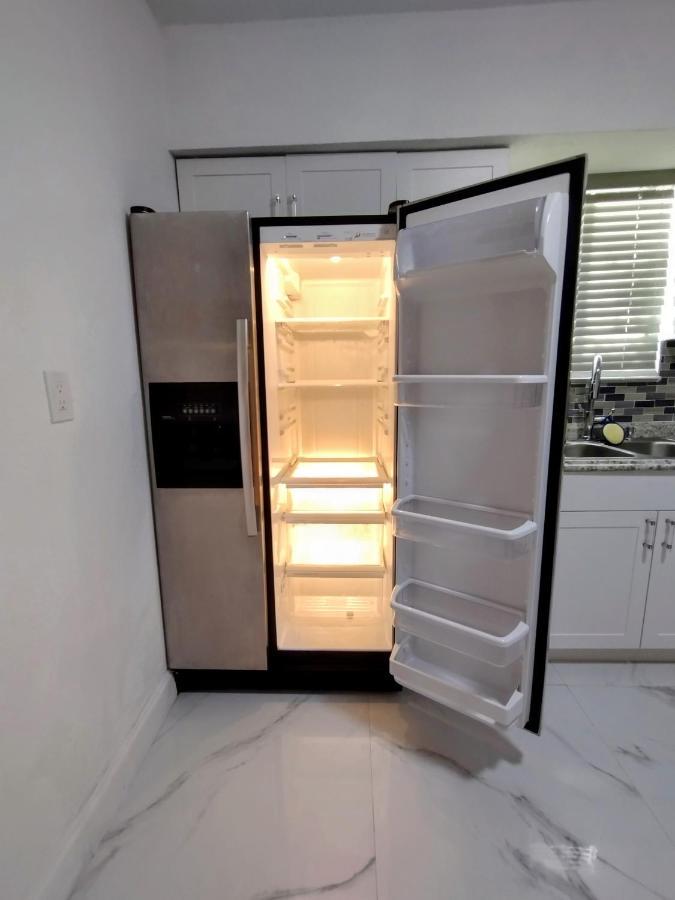 Cheerful 3-Bedroom Home /Ac+ Free Parking North Miami Beach Esterno foto