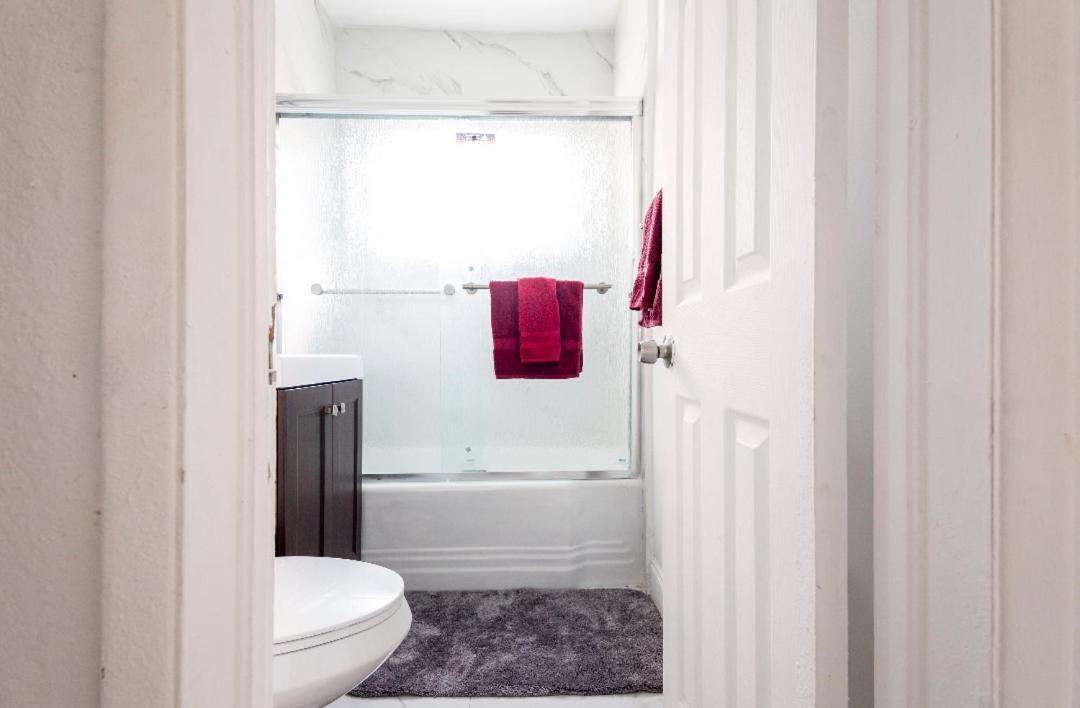 Cheerful 3-Bedroom Home /Ac+ Free Parking North Miami Beach Esterno foto