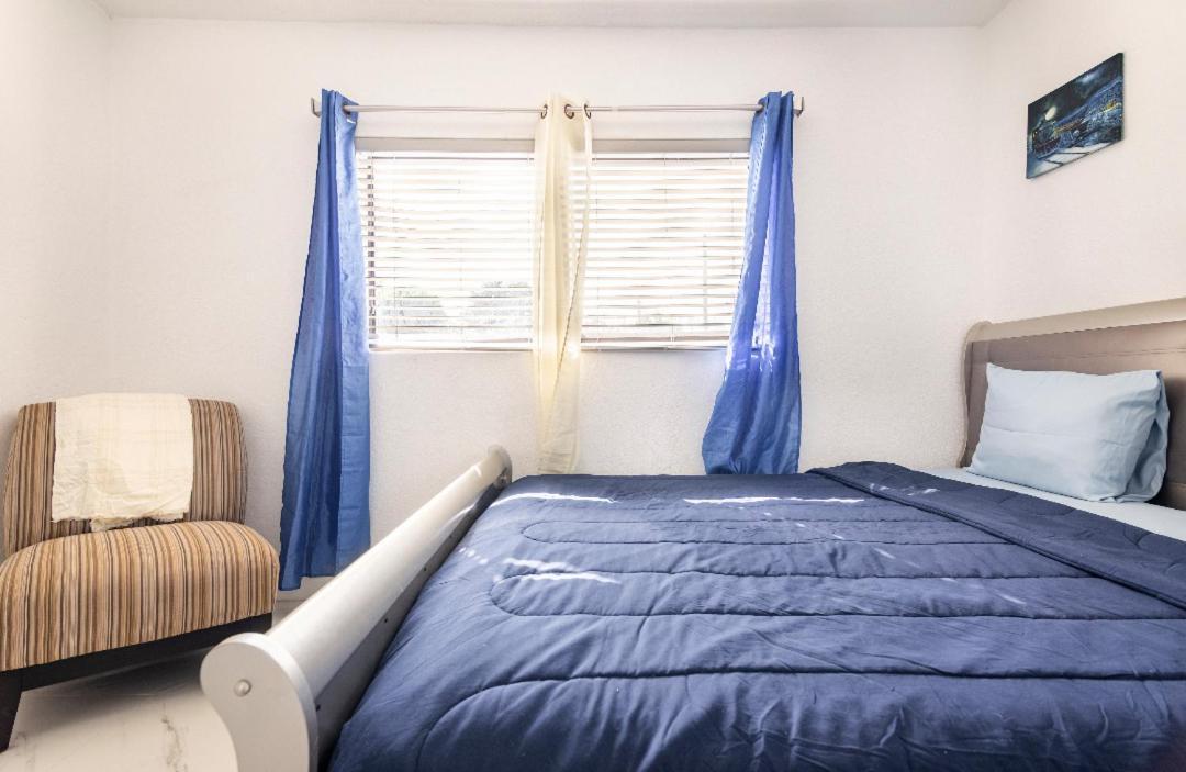 Cheerful 3-Bedroom Home /Ac+ Free Parking North Miami Beach Esterno foto
